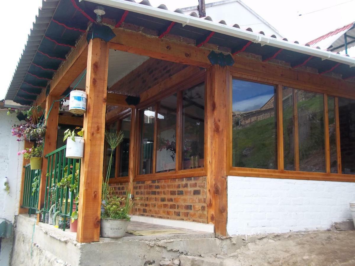 Hospedaje Bella Vista Monguí Eksteriør billede